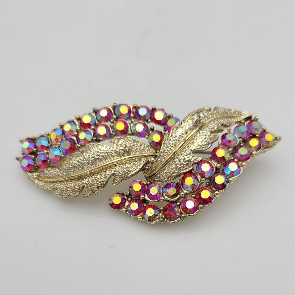 pink AB rhinestone brooch pin